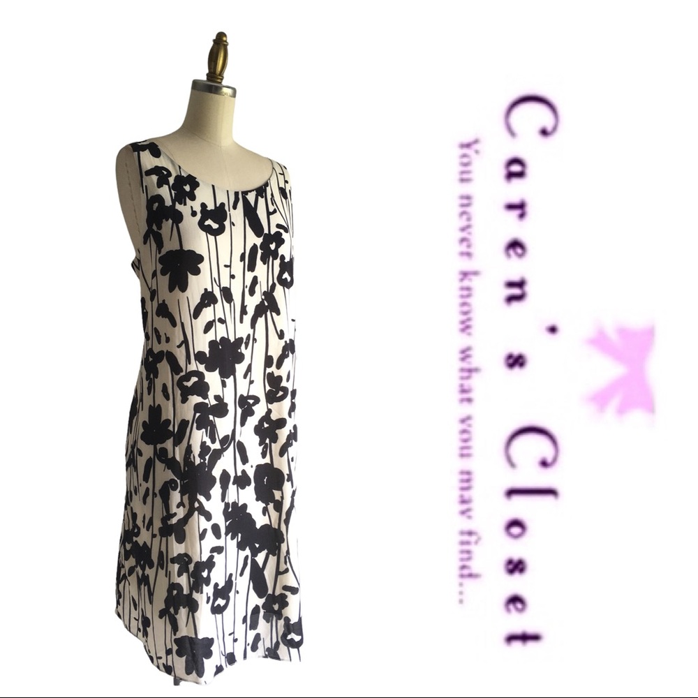 Philosophy Republic Black & Cream Abstract Flower Print Swing Dress